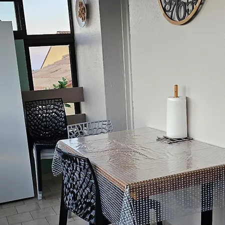 T3 Vue Epoustouflante Proche Parking Wi-fi Gratuit Apartamento *