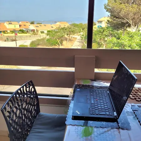 Apartment T3 Vue Epoustouflante Proche Parking Wi-fi Gratuit *